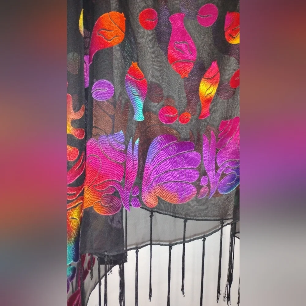 MAHIKAA FRINGED BEACH SHAWL NWT